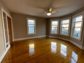 32 Wyatt St in Somerville, MA - Building Photo - Building Photo