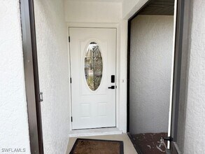 708 SE 11th Pl in Cape Coral, FL - Building Photo - Building Photo