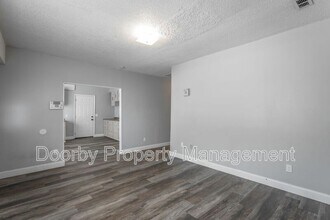 2012 Cushman St in Chattanooga, TN - Building Photo - Building Photo