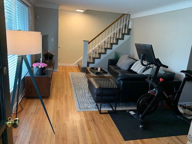 property at 13370 Ludlow Ave