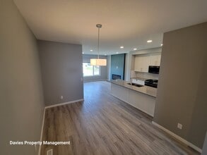 403-437 37 Ave NW in Edmonton, AB - Building Photo - Building Photo