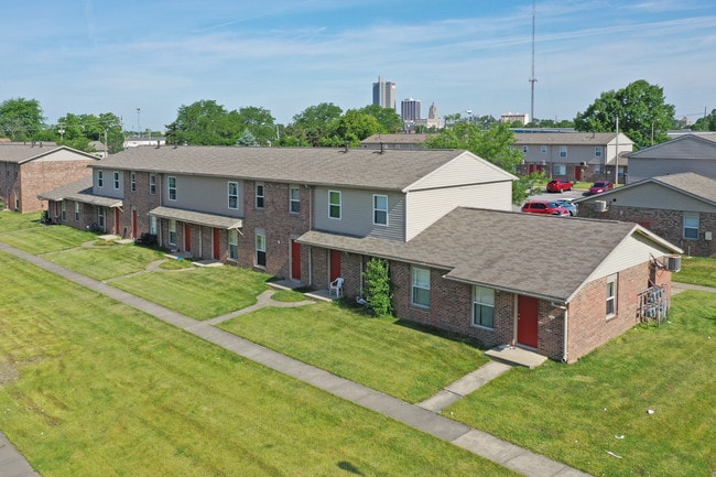 River Pointe Townhomes