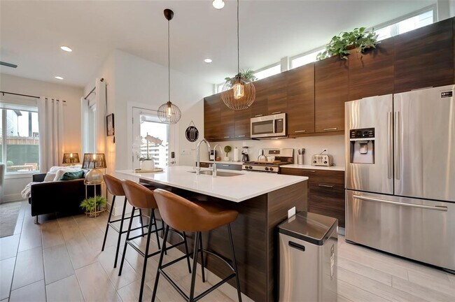 4435 Nichols St in Houston, TX - Building Photo - Building Photo