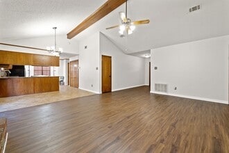 205 Amber Oaks Dr in Sherwood, AR - Building Photo - Building Photo