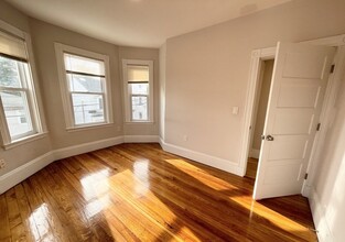 108 Buttonwood St in Boston, MA - Building Photo - Building Photo