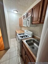 15 Barrows St, Unit 1 in Boston, MA - Building Photo