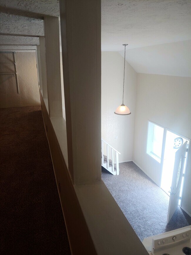 206 2nd St-Unit -206 Ketchum Ave E #2 in Hollister, ID - Foto de edificio - Building Photo