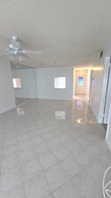 455 Franconia Cir in Greenacres, FL - Building Photo - Building Photo