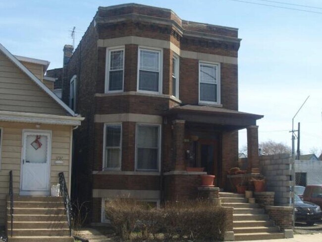 property at 1735 N Pulaski Rd