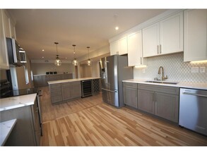 301 N Broadway Ave in Rochester, MN - Building Photo - Building Photo