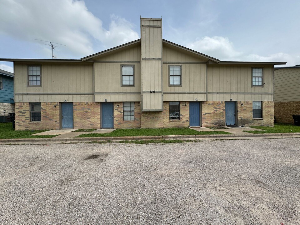 1006 Eastside Dr, Unit Apt A in Killeen, TX - Building Photo