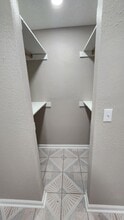 606 Crockett St in Pleasanton, TX - Building Photo - Building Photo