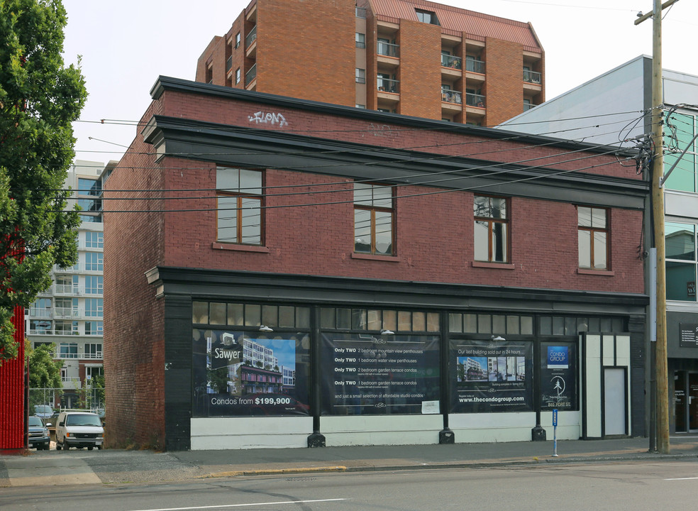 The Sawyer Block in Victoria, BC - Building Photo