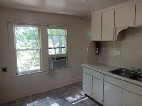 112 E Nelson St in Longview, TX - Building Photo - Building Photo
