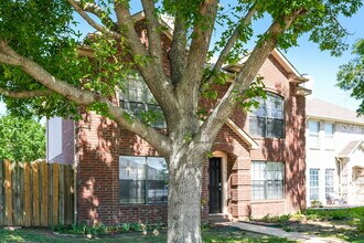 1711 Bluffview Dr in Balch Springs, TX - Building Photo - Building Photo