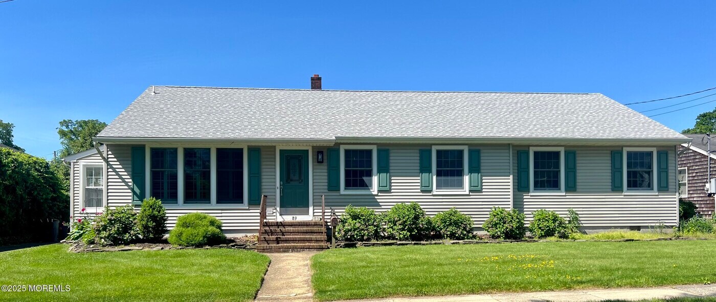 89 Minnesink Rd in Manasquan, NJ - Building Photo