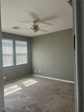 8120 Pinyon Ridge St in Las Vegas, NV - Building Photo - Building Photo