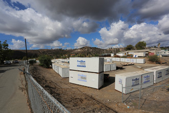 River Bend in San Diego, CA - Building Photo - Building Photo