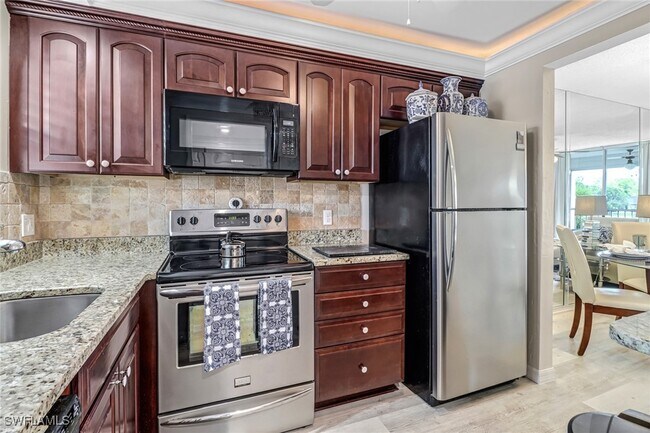 190 Turtle Lake Ct
