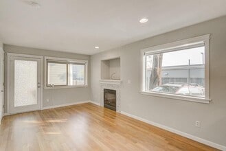 308 20th Ave S in Seattle, WA - Building Photo - Building Photo