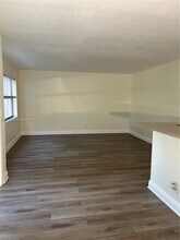 11635 Royal Palm Blvd in Coral Springs, FL - Building Photo - Building Photo