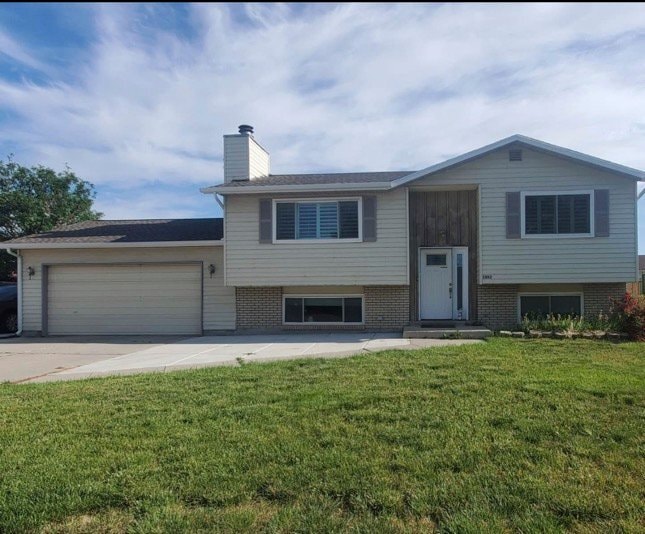 2892 Midwest Dr