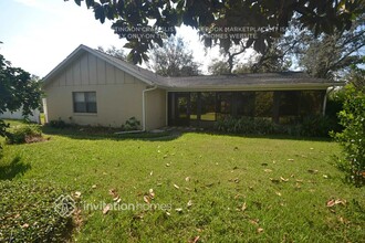 4095 Dora Wood Dr in Mount Dora, FL - Building Photo - Building Photo