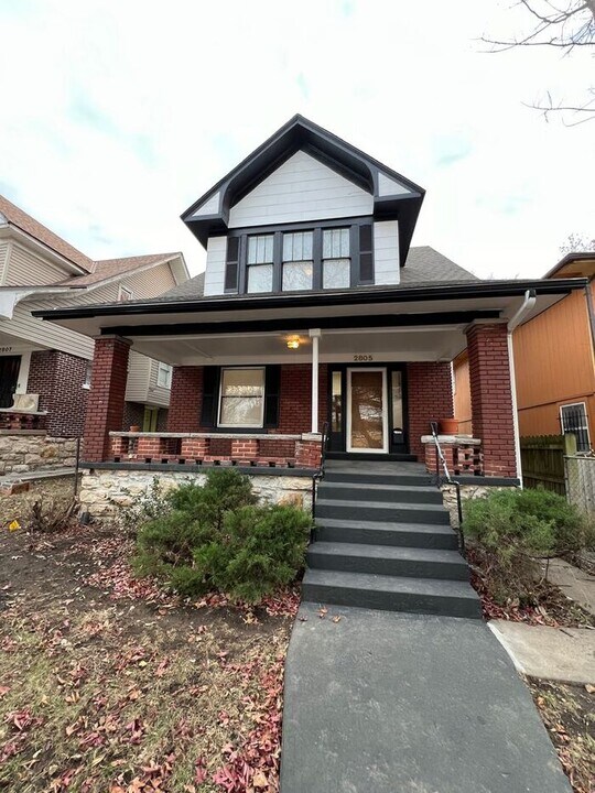2805 E 8th St in Kansas City, MO - Building Photo
