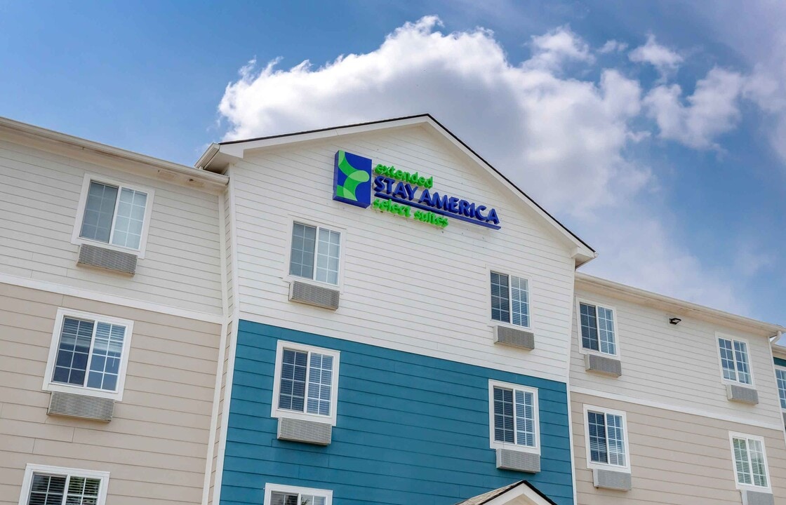 Furnished Studio-Fayetteville in Fayetteville, NC - Building Photo