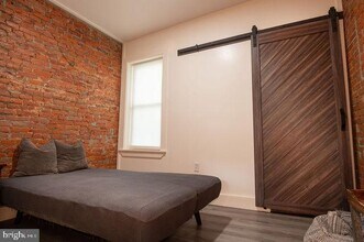 1915 N Darien St in Philadelphia, PA - Building Photo - Building Photo