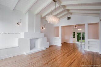 9049 Carlyle Ave in Surfside, FL - Building Photo - Building Photo
