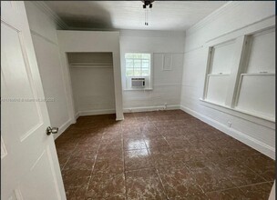 707 4th St in West Palm Beach, FL - Building Photo - Building Photo