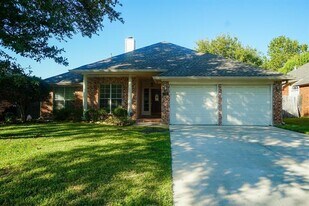 4037 Guthrie Dr in Plano, TX - Building Photo
