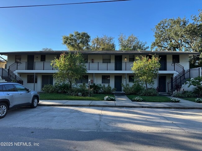 property at 1120 Cedar St