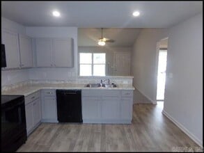 105 Dodd Dr in Little Rock, AR - Building Photo - Building Photo