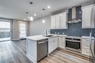 2624 La Cumbre Wy in Grand Prairie, TX - Building Photo - Building Photo