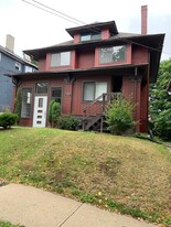 5832 Phillips Ave, Unit #1 in Pittsburgh, PA - Building Photo