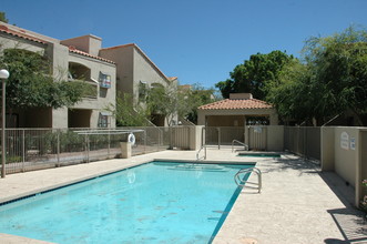 Cottonwood Condominiums in Mesa, AZ - Building Photo - Building Photo