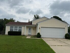 2116 Briar Hill Dr in Schaumburg, IL - Building Photo