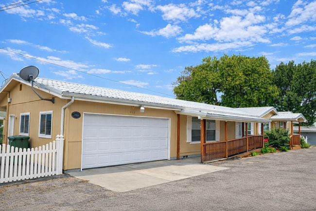 property at 482 SE 1st Ave