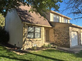 1131 Anthony Ct in Greenwood, IN - Building Photo