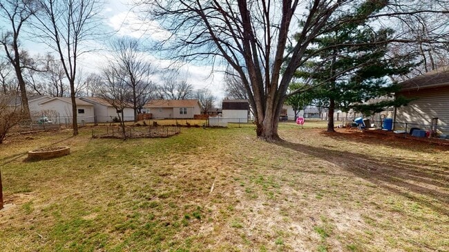 608 Lincoln St in Polk City, IA - Building Photo - Building Photo