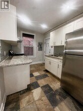 196 Robert St in Toronto, ON - Building Photo - Building Photo