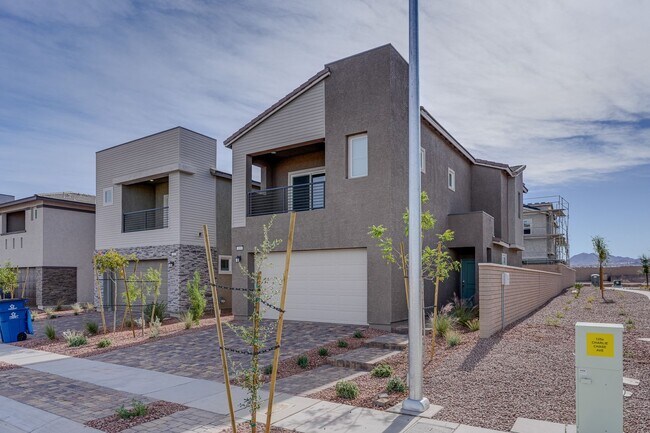 113 Charlie Chase Ave in Henderson, NV - Building Photo - Building Photo