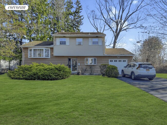 property at 15 Birchwood Ct
