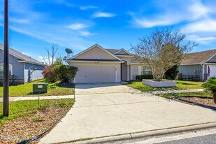 2928 Waters View Cir in Orange Park, FL - Building Photo