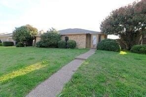 11914 Garden Terrace Dr in Dallas, TX - Building Photo