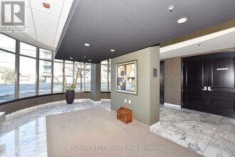 935-PH935 Sheppard Ave W in Toronto, ON - Building Photo - Building Photo