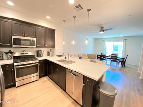 5067 Manzano St in Camarillo, CA - Building Photo - Building Photo