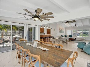 2525 Gulfstream Ln in Fort Lauderdale, FL - Building Photo - Building Photo